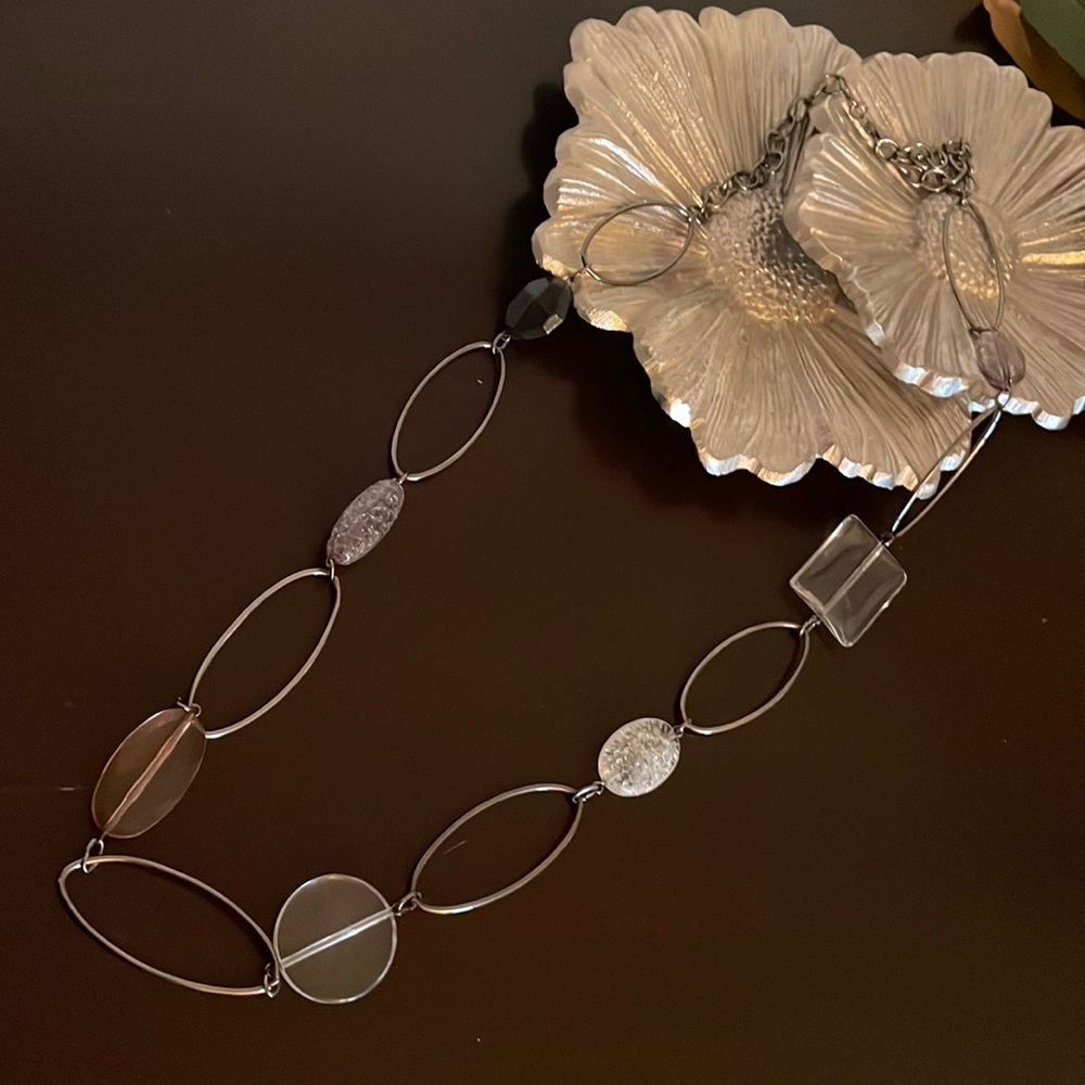 Beaded necklace
